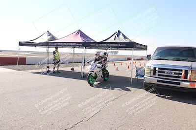 media/Nov-03-2025-Lets Ride (Mon) [[4d74c1c4d3]]/B Group/Grid/